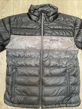 MARMOT  WomensBlack Jacket with Gray Chest Band